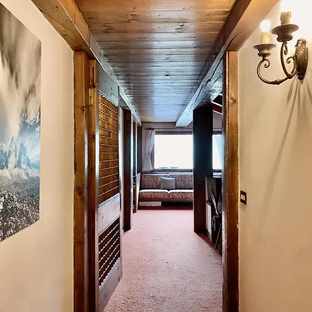 Beautiful 3 Bedroom New Flat In * Cortina d'Ampezzo